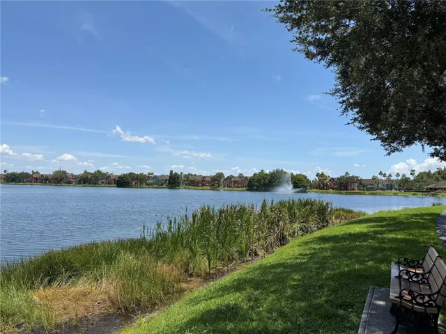 Lake Chase with 1 mile walking trail!
