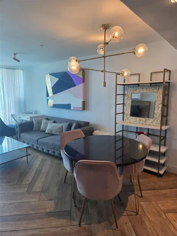 Living/Dining Area