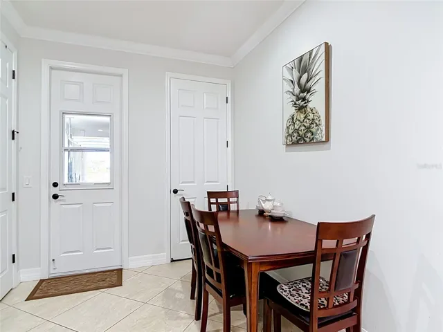 Kitchen table