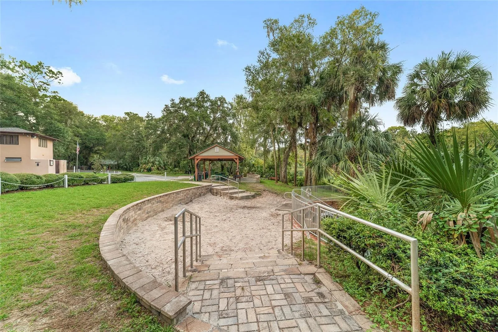 Rainbow river private area