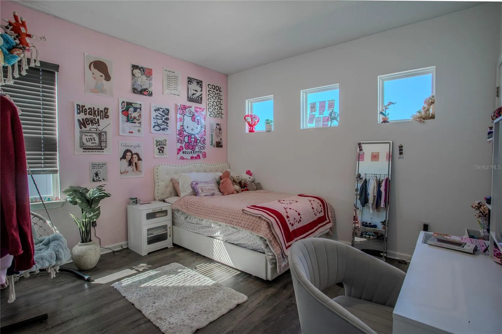 angle bedroom 3