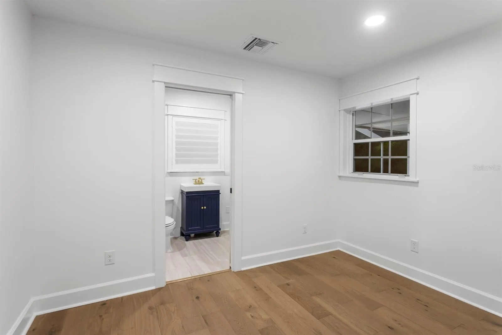 20 first floor secondary bed
