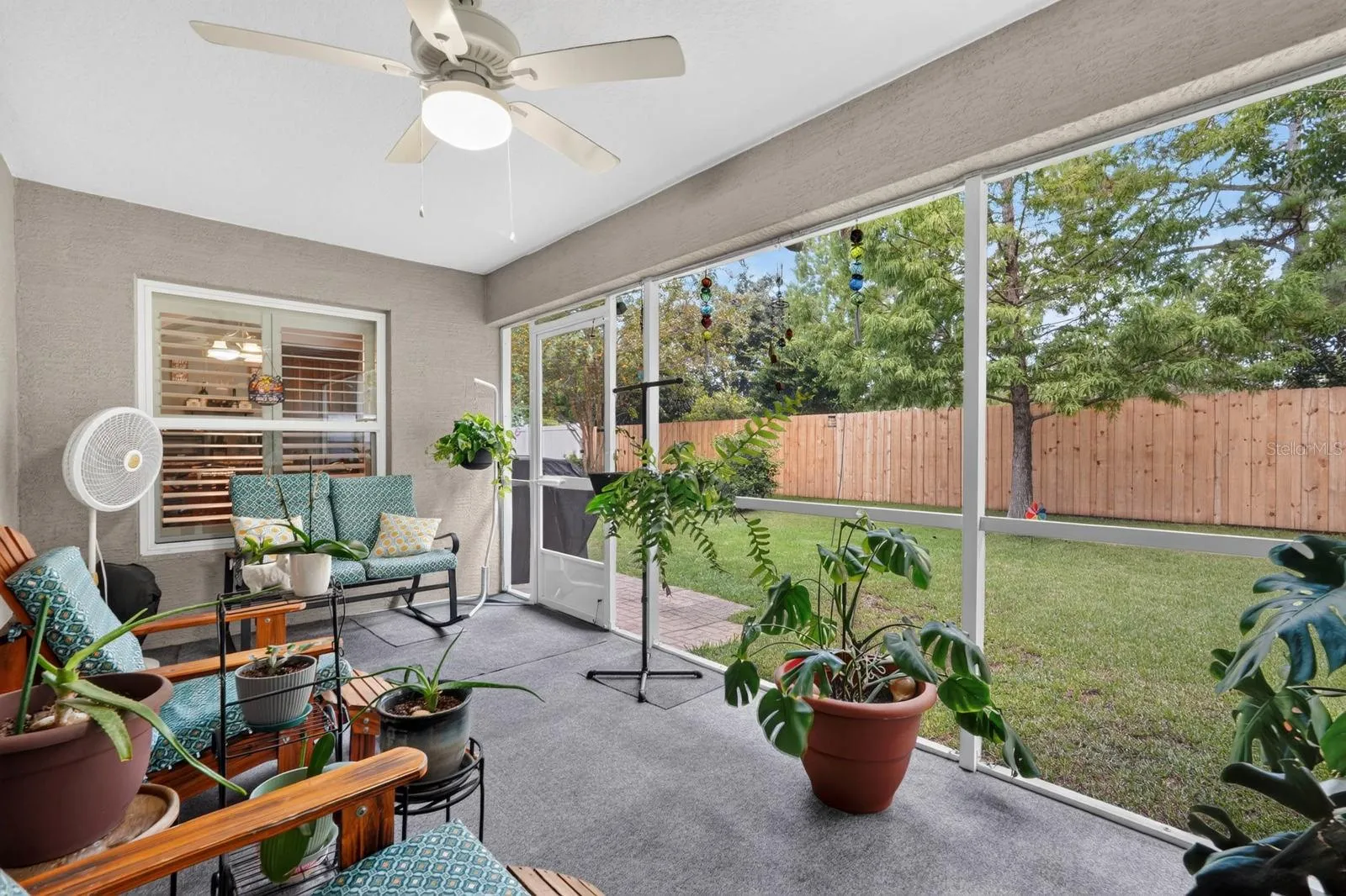 screened backyard lanai