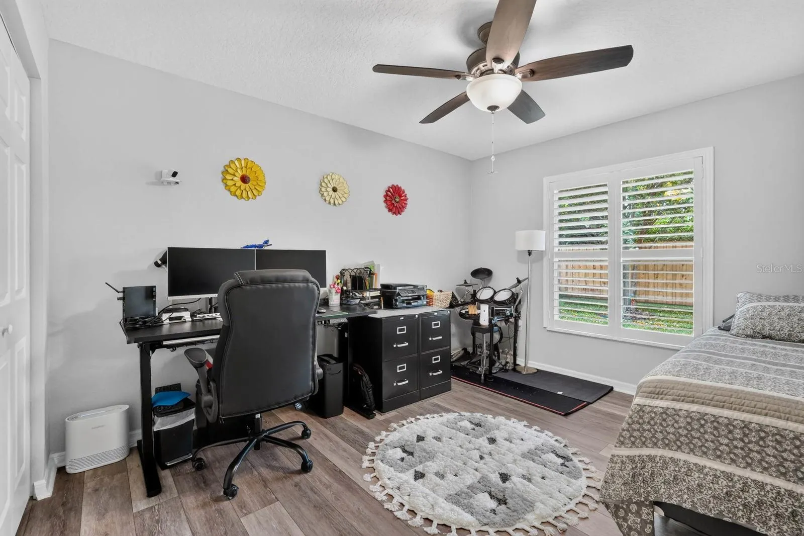 2nd bedroom
