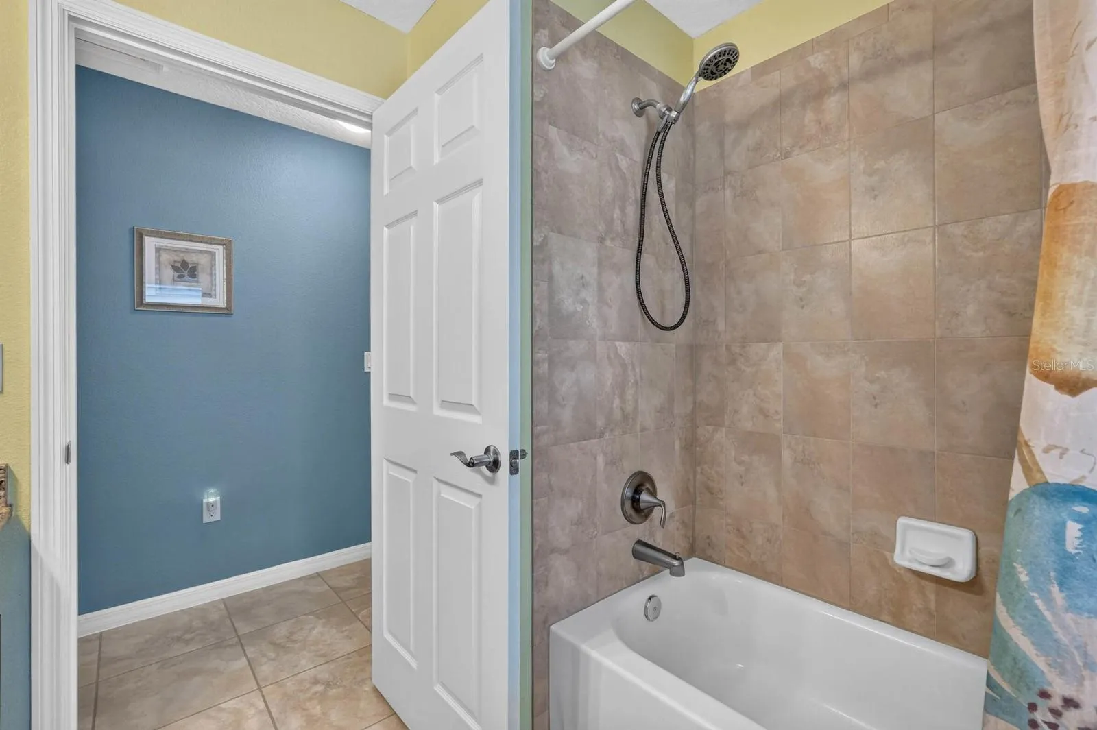 tiled tub and shower combo