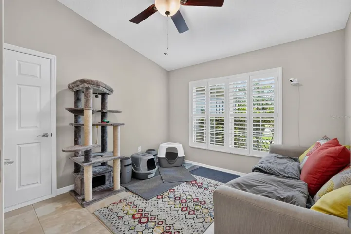 4th bedroom/office