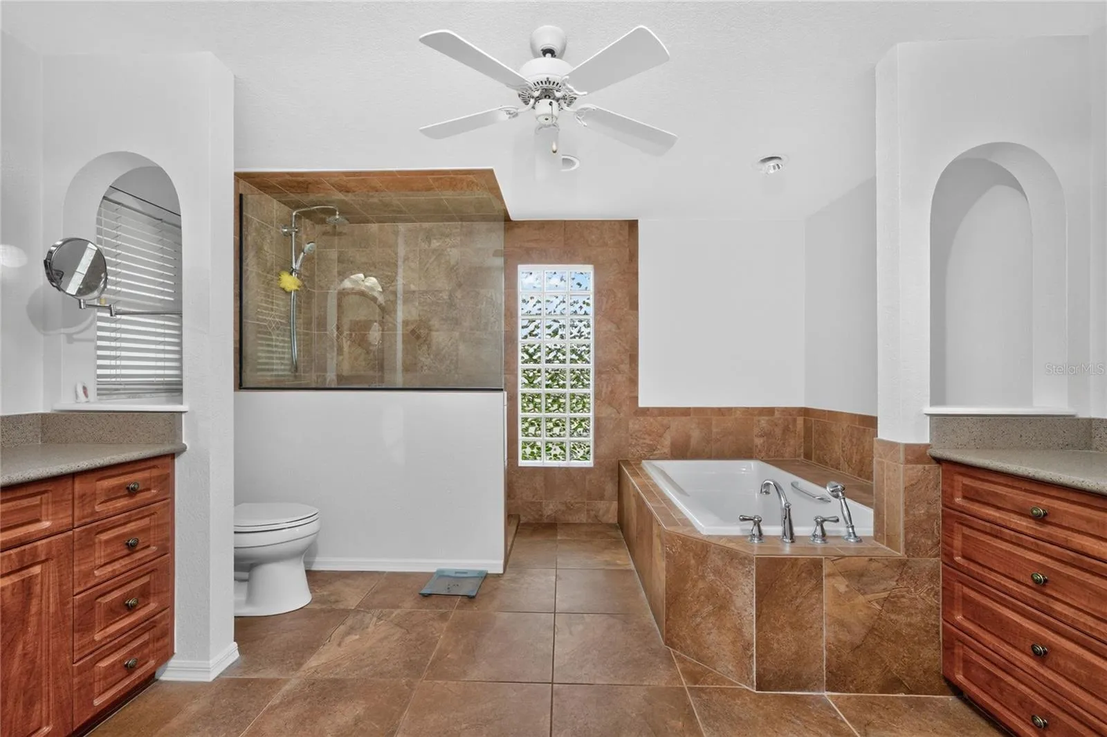 Primary en suite