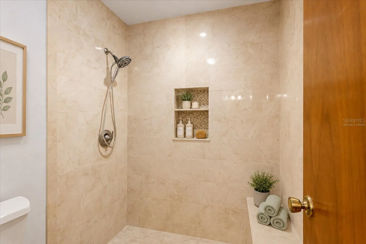 Virtually Staged En-Suite Shower