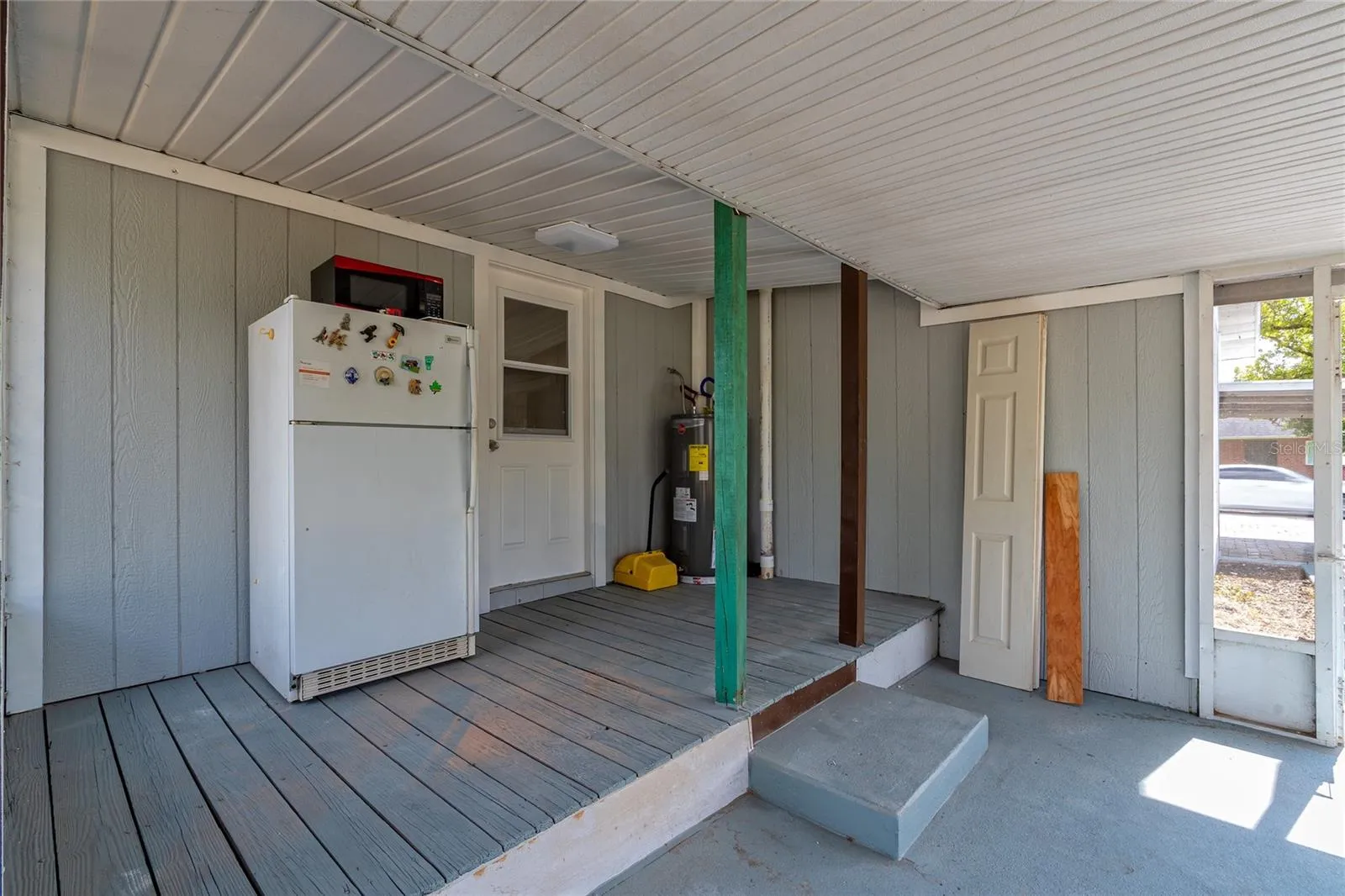 Screened Porch