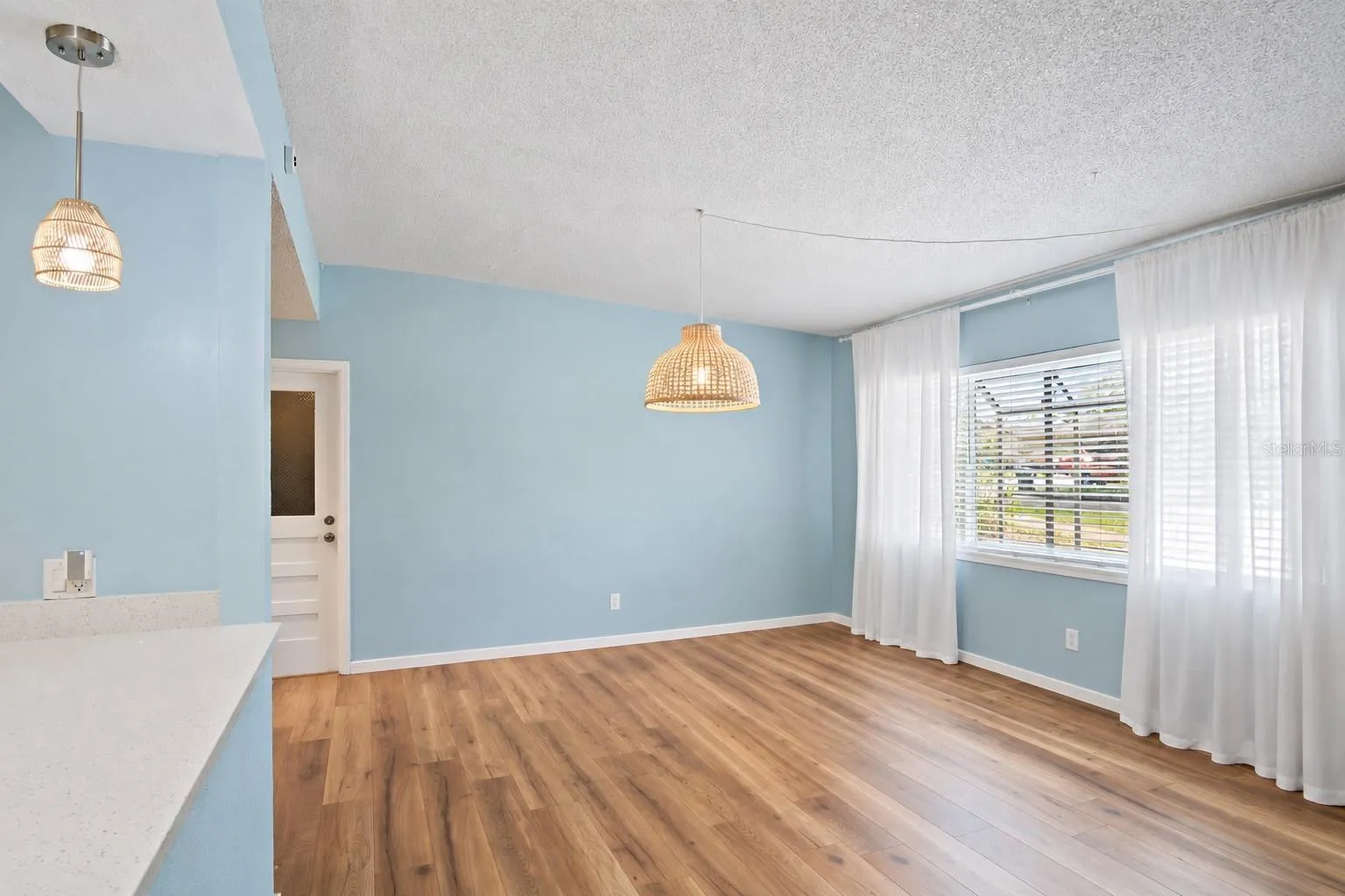 Dining Rm w/o Furniture View#1