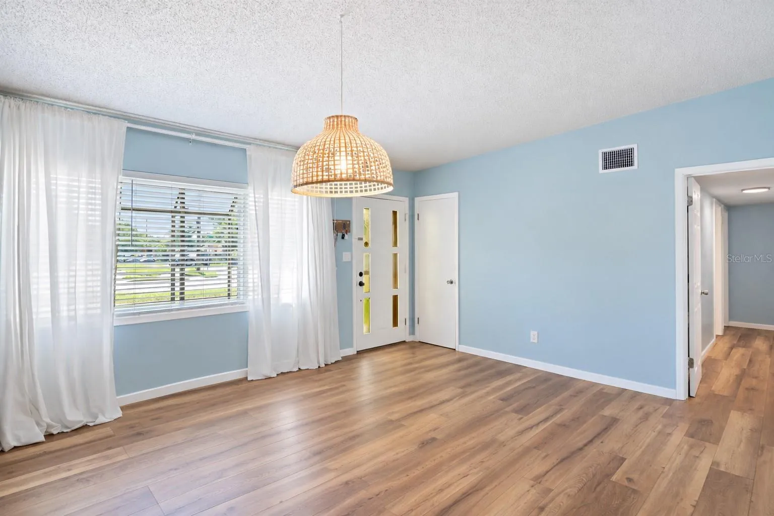 Dining Rm w/o Furniture View#2