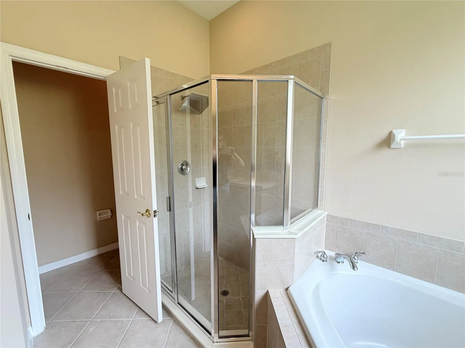 Nice soaking tub with separate shower