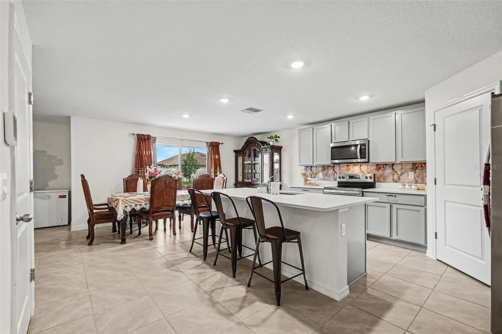 3601 Capital Reserve Dr, Plant City, Florida 33565 — photo 10