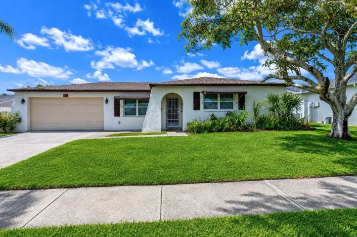 Welcome to 8811 Martinique lane!