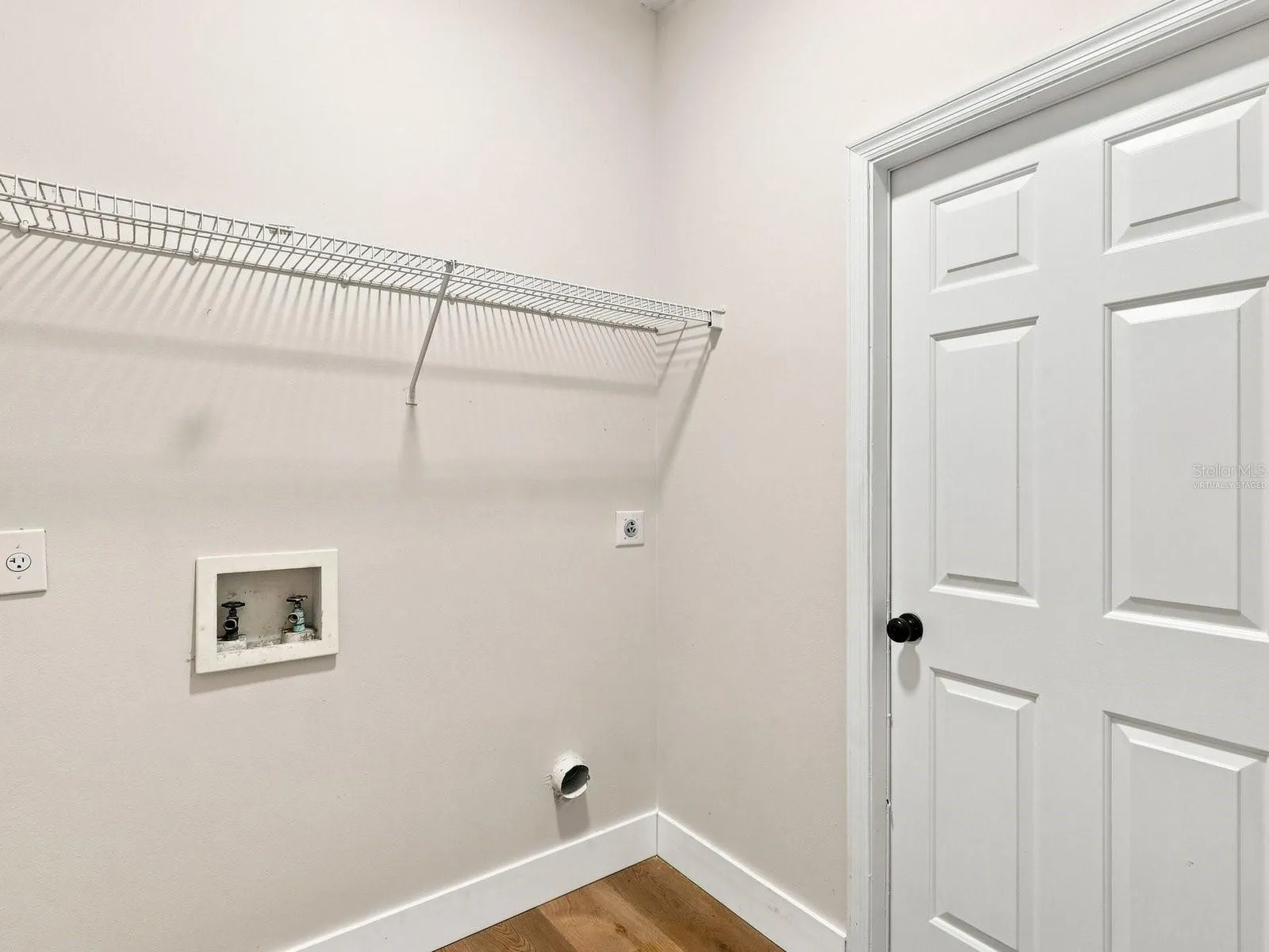 Laundry Room (Select photos have been virtually staged)