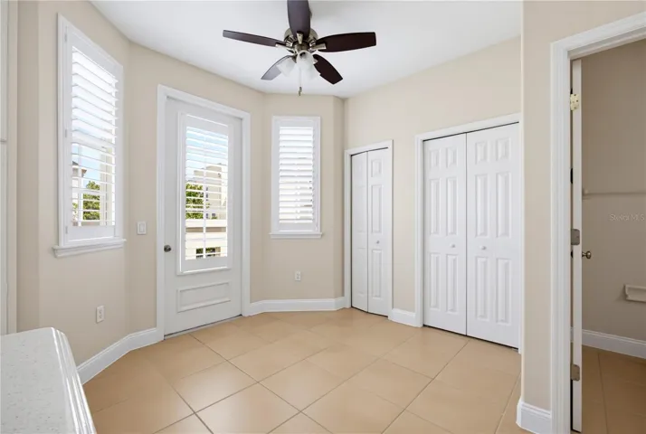 Breakfast Nook
