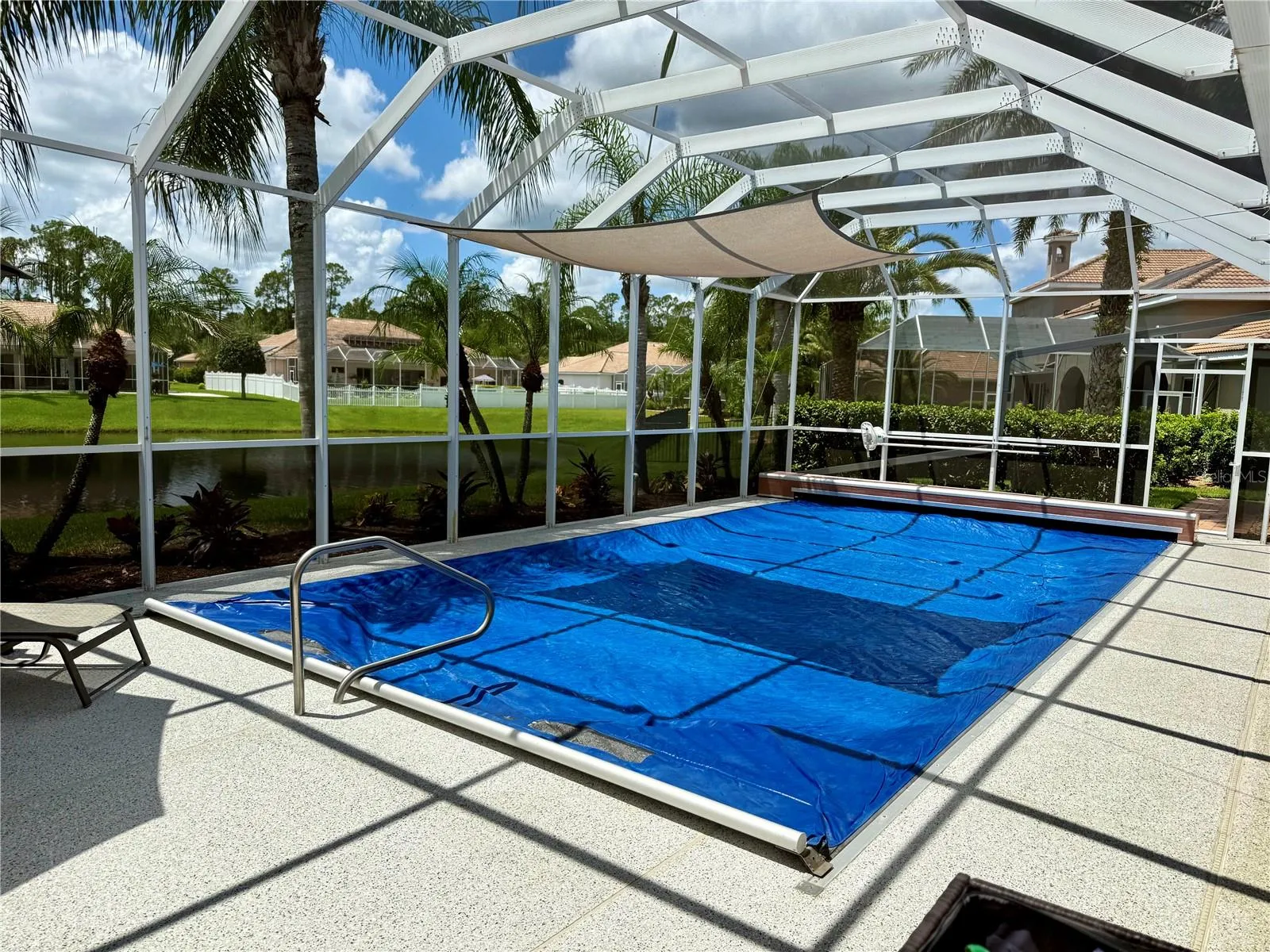 Aquamatic Hydraulic Pool Cover