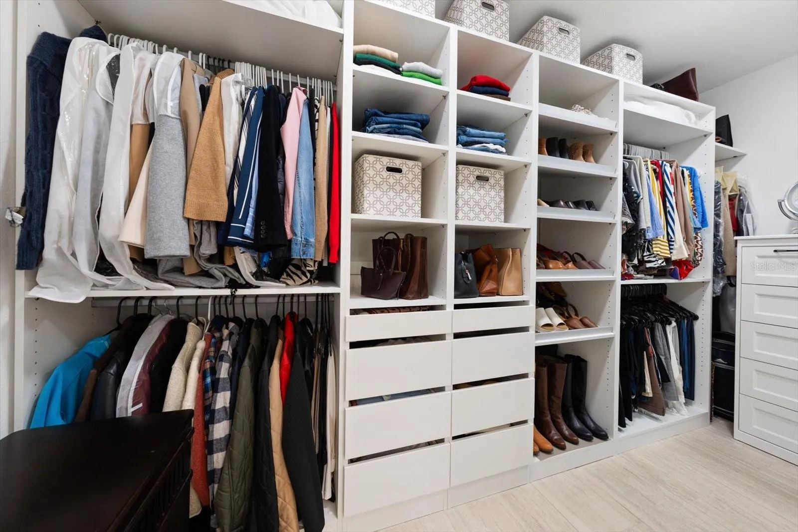 Walk in closet
