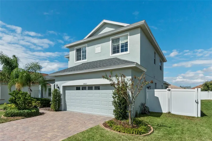 Fully Fenced Yard