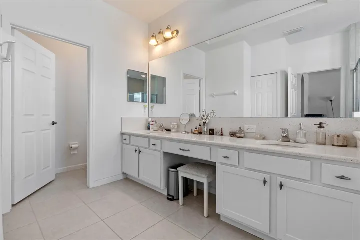 Primary Suite #1 Bathroom