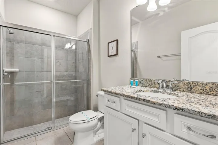 Bathroom 2 (First Level)
