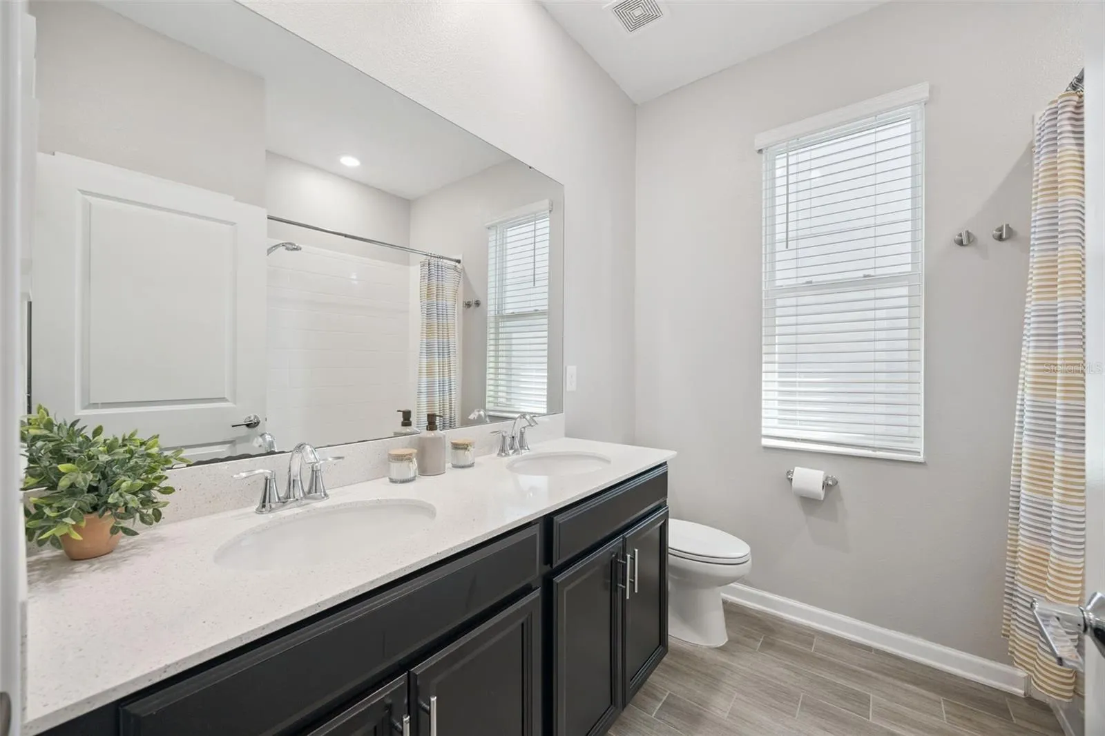 Spacious Bathroom 2