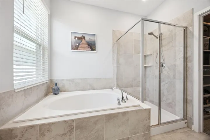 Roomy Garden Tub &amp; Shower
