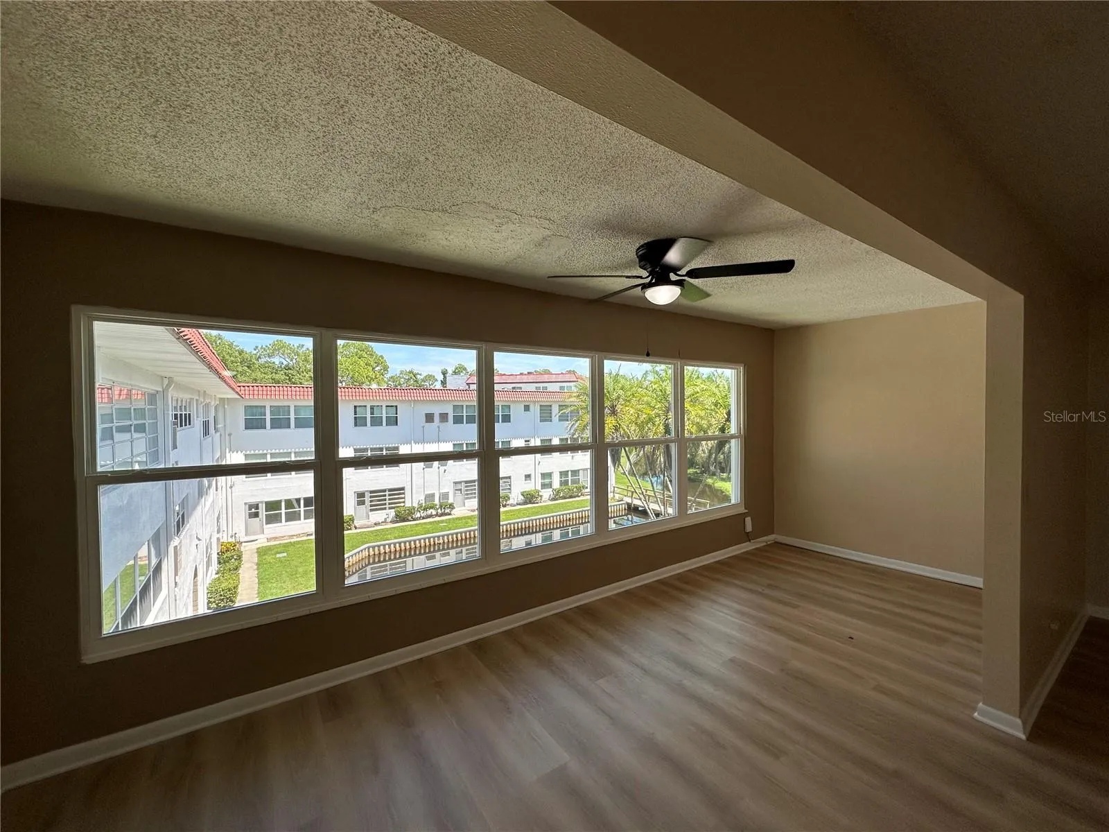 Florida room