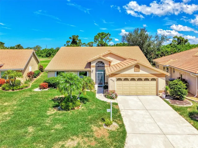 8252 Parkside