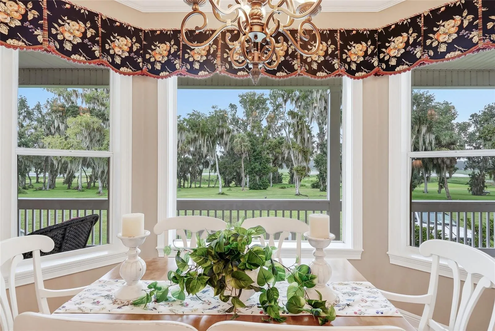 Kitchen/Breakfast Nook Window