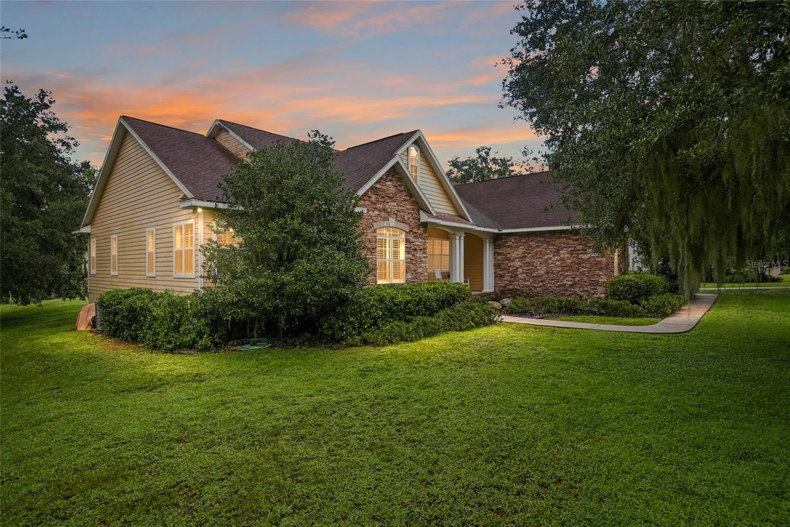 Twilight Image: Front of House