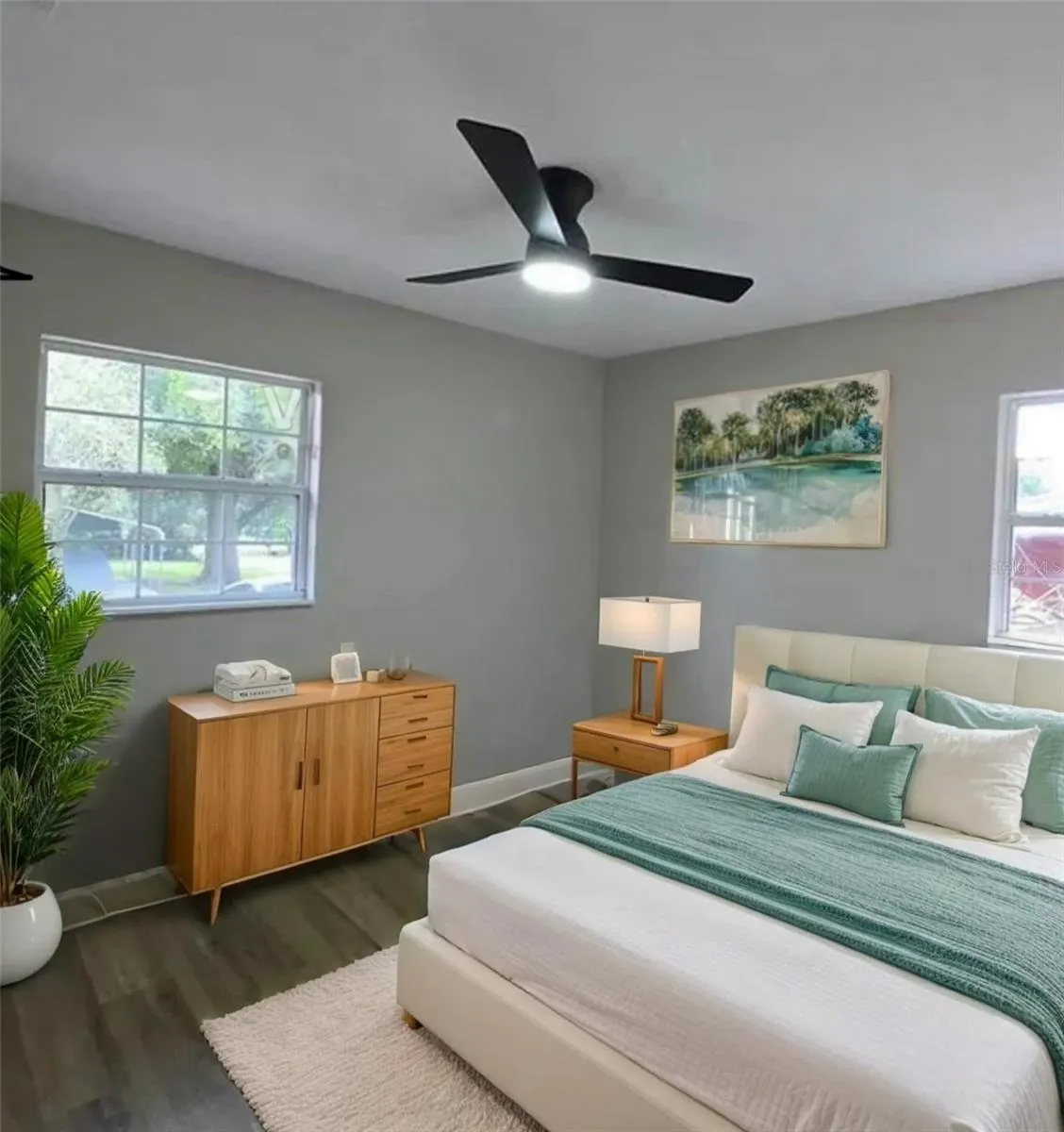 Guest bedroom