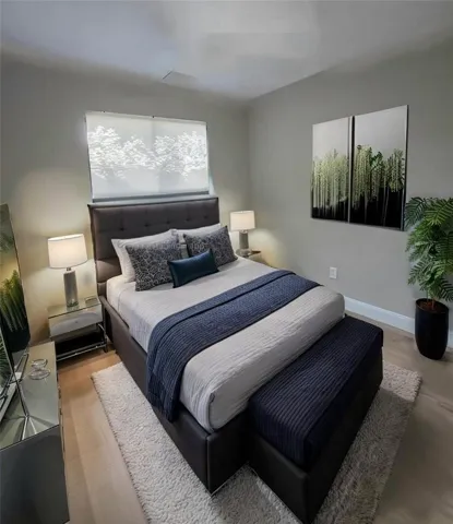Another guest bedroom