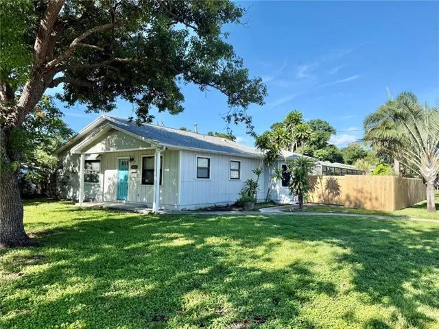Oversized corner lot.