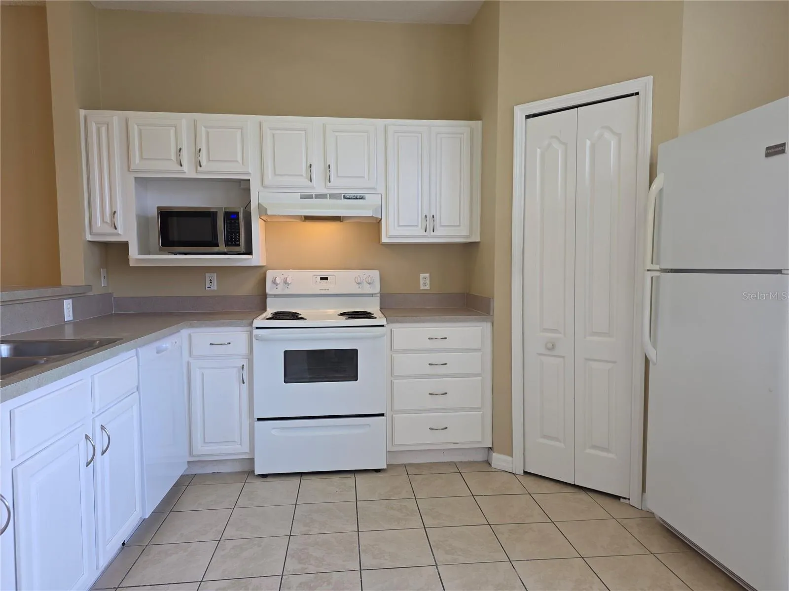 ..walk-in pantry