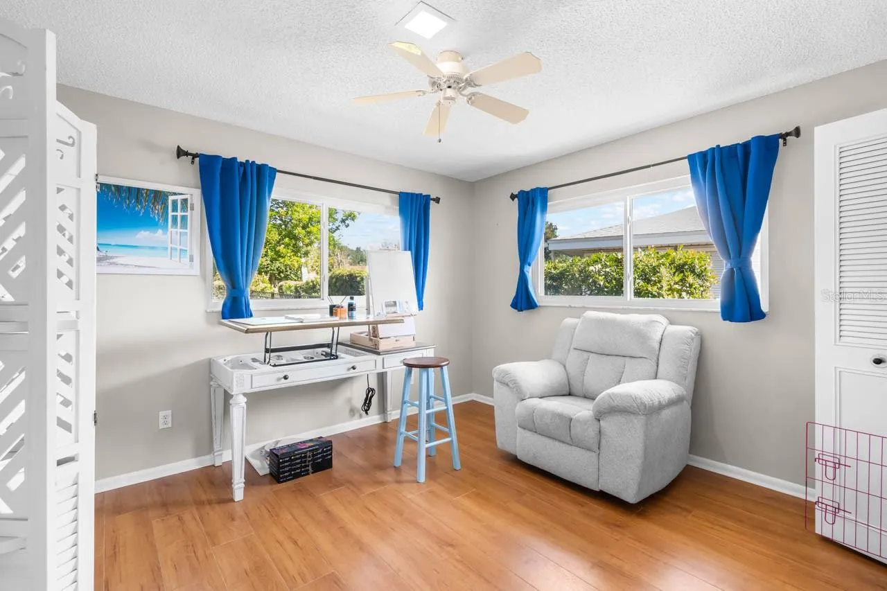 3rd bedroom or den