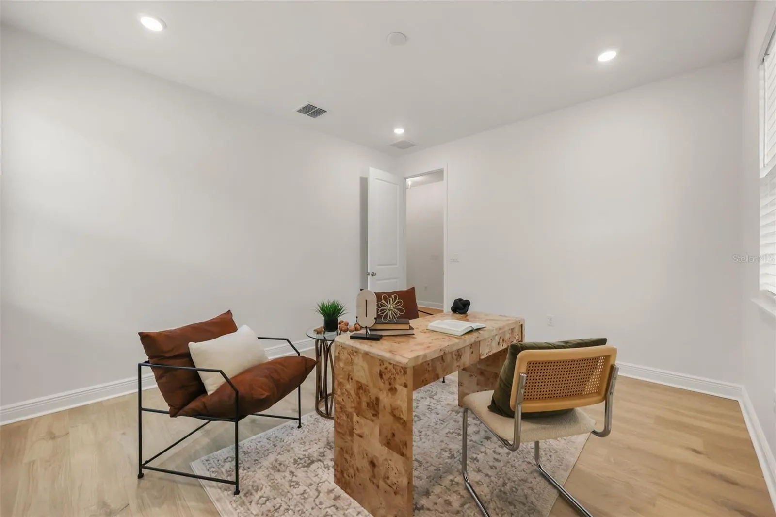 1st floor office