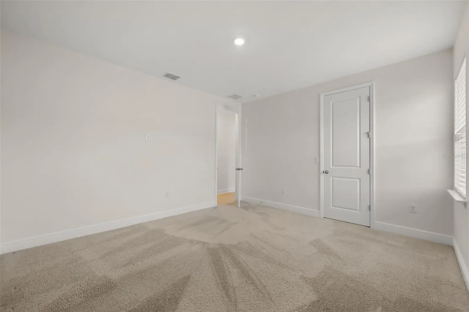 2nd floor guest bedroom