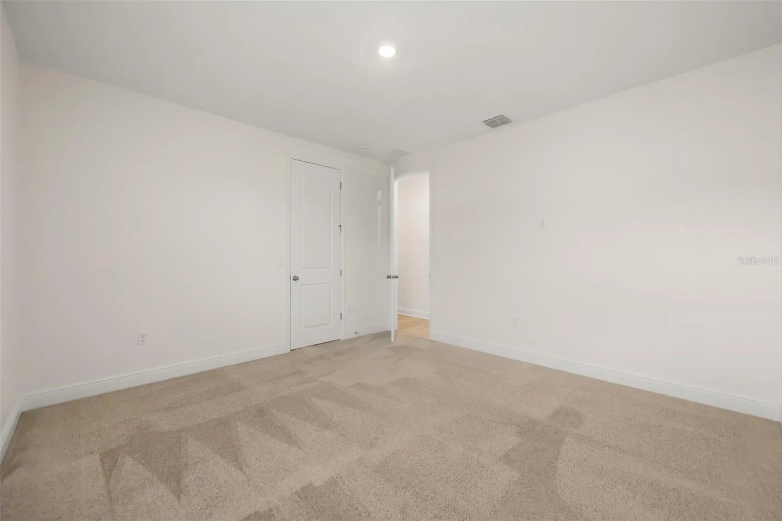 2nd floor guest bedroom