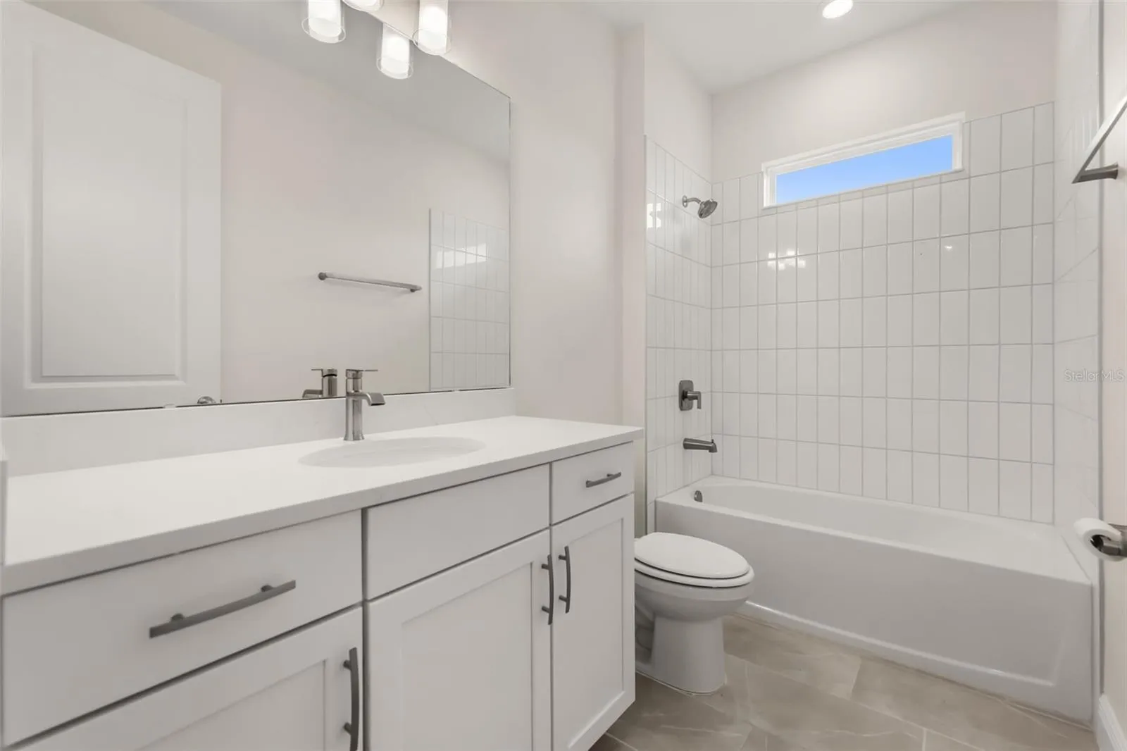 2nd floor guest bath