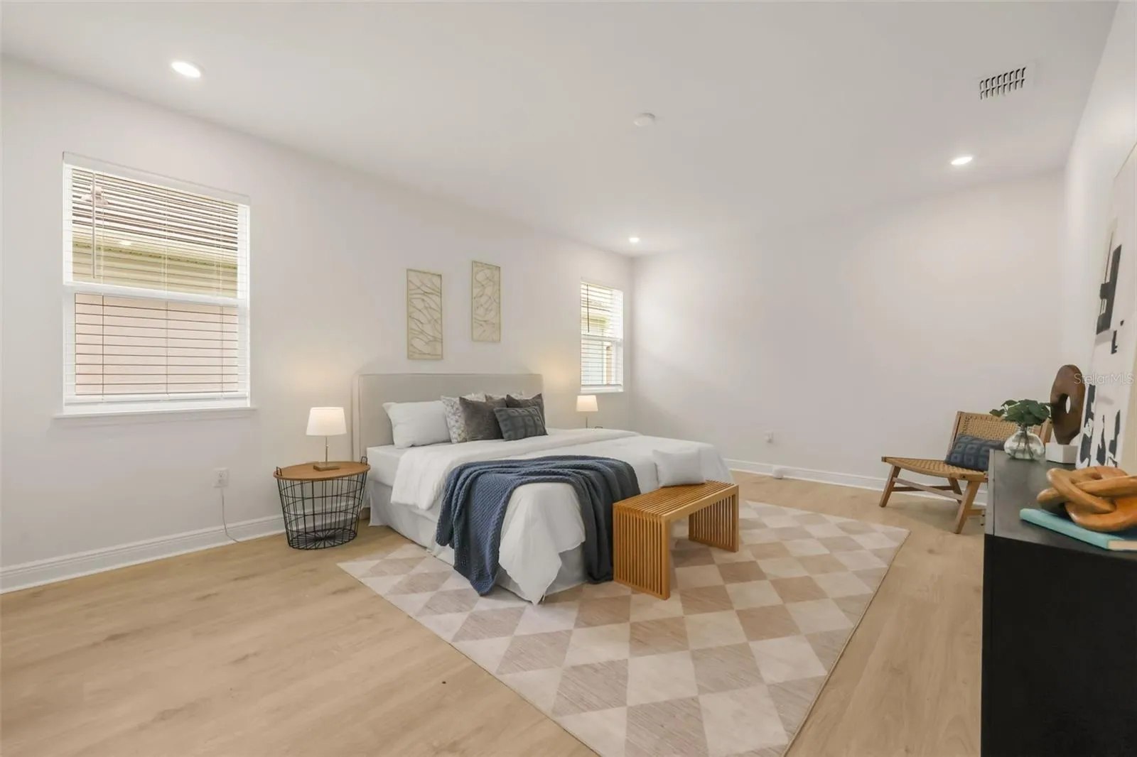 Large primary bedroom on the 1st floor