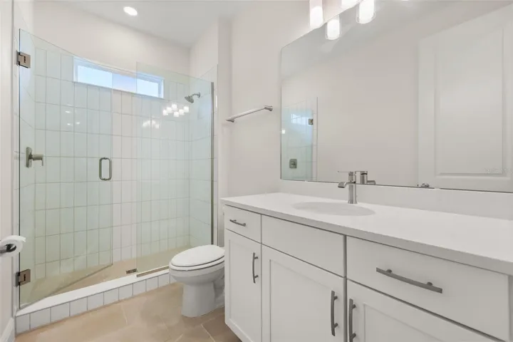 2nd floor guest bath