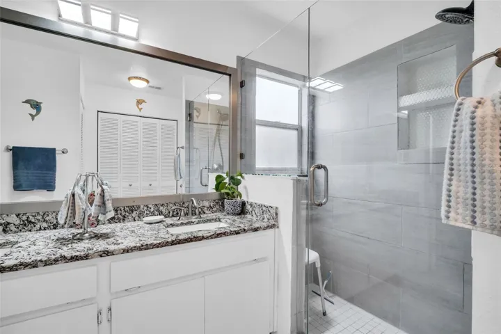 Frameless Glass