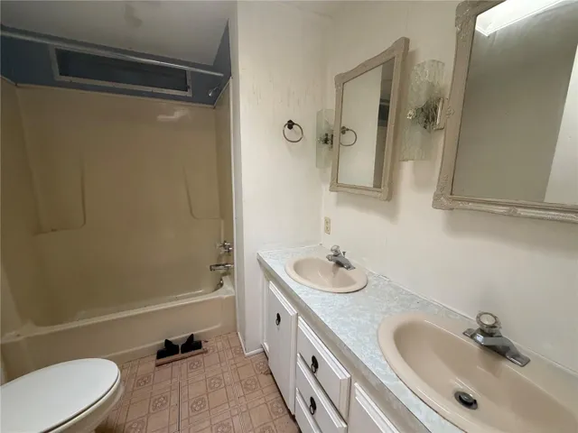 1170