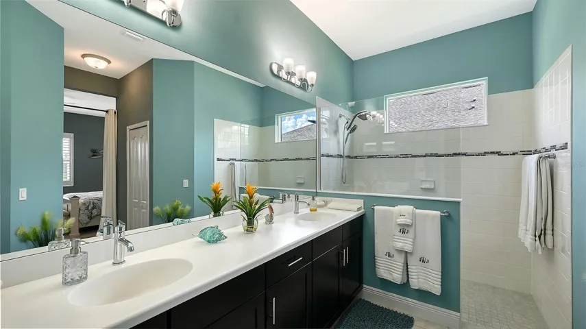 Primary On Suite Bathroom