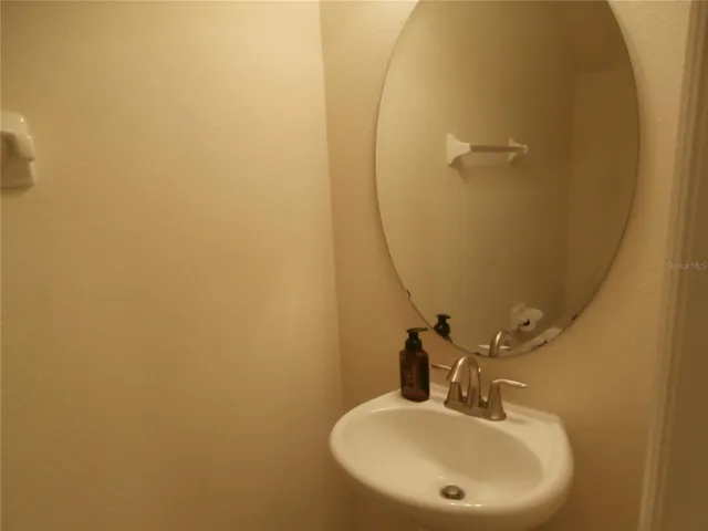 1170