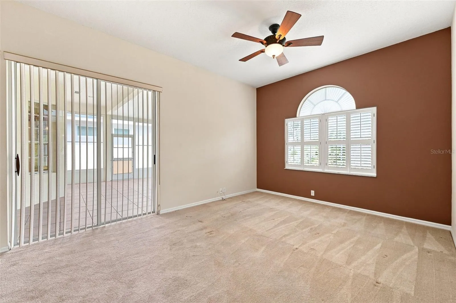 Primary Suite - Sliders to the Lanai