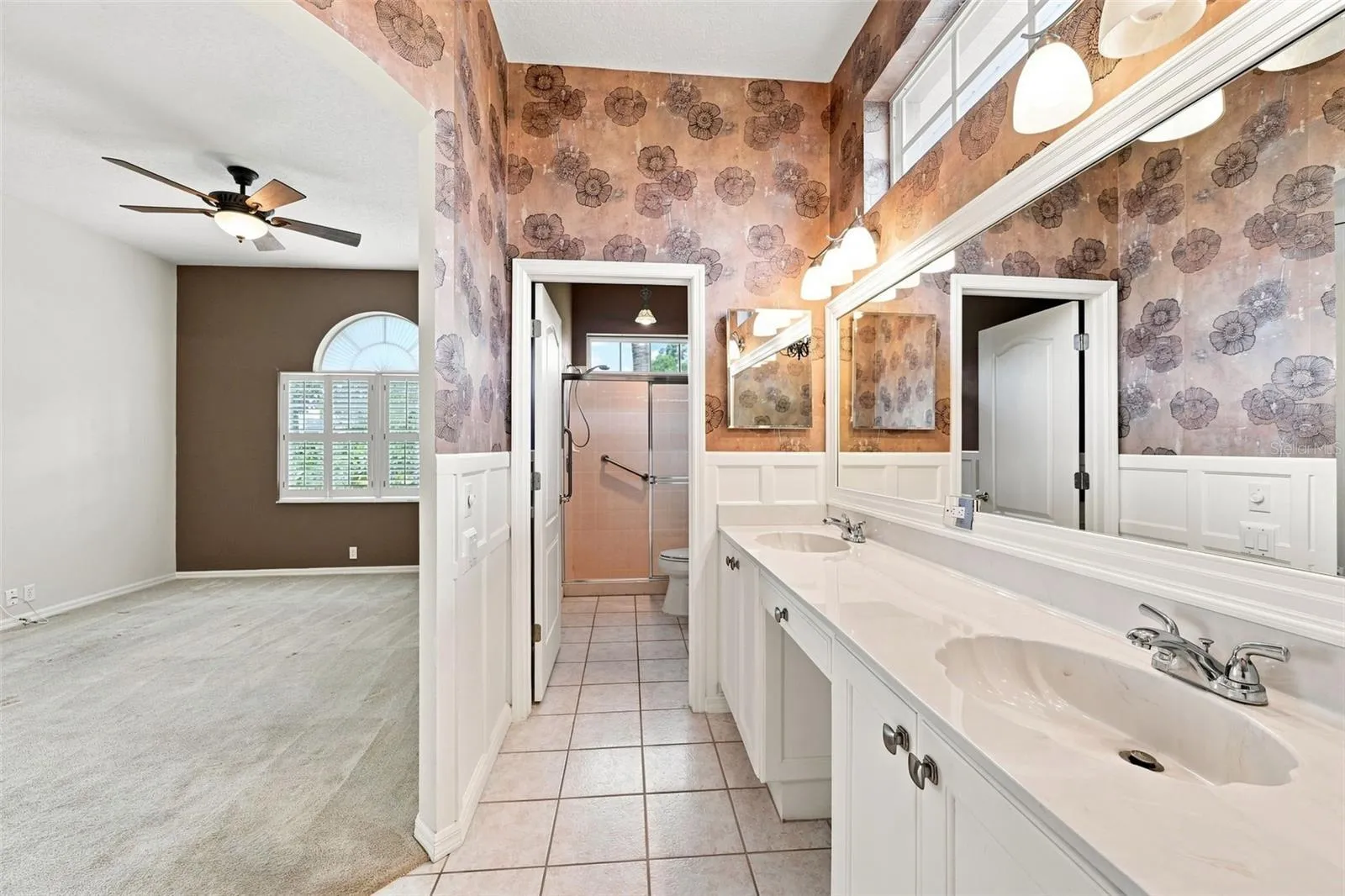 Primary Suite Bath - Dual sinks
