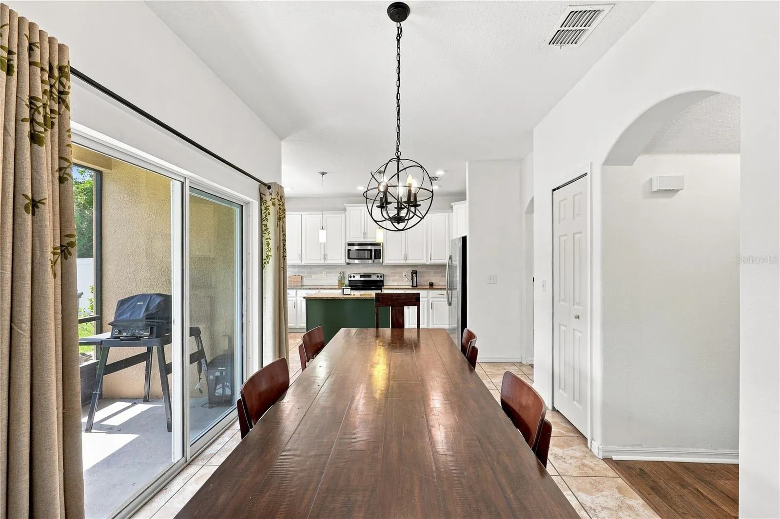 Formal dining space large enough for long tables