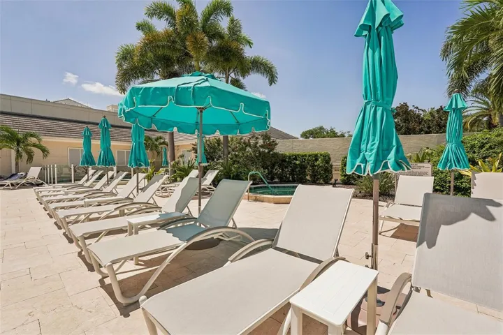 Club Pool